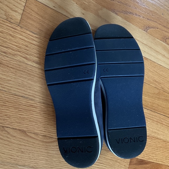 Vionic Cameo Navy Blue Slip On Women's Shoes - Picture 5 of 5